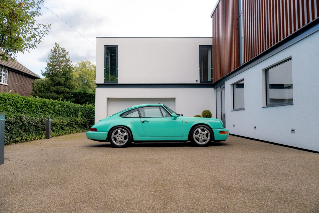 1992 Porsche 964 Carrera 4 - Image 16 of 31