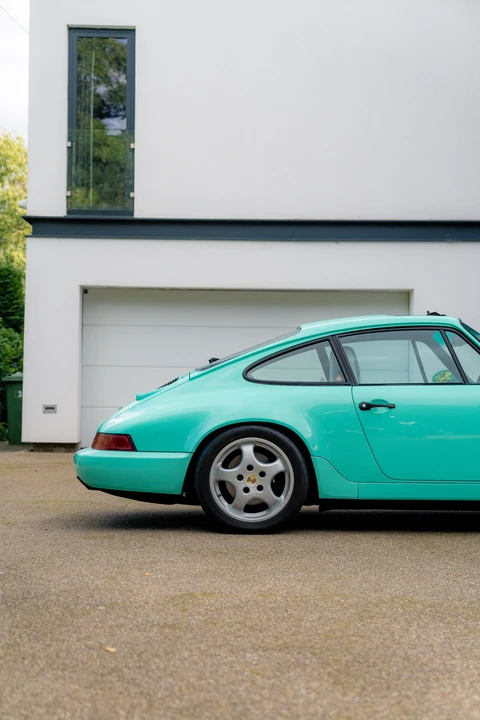 1992 Porsche 964 Carrera 4 - Image 30 of 31