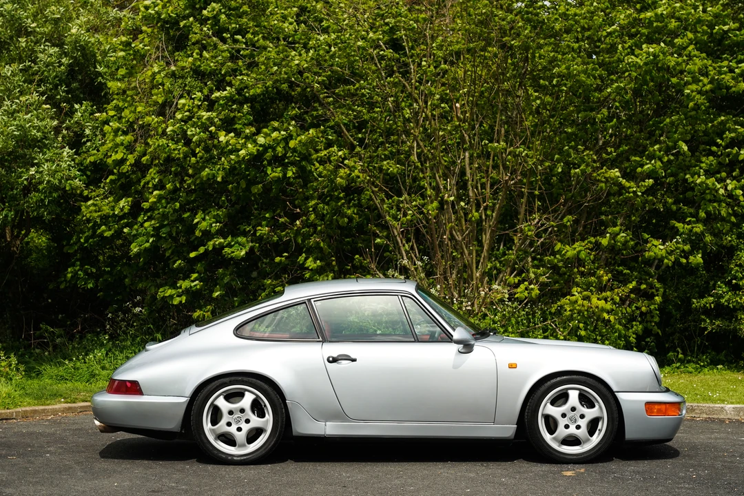 1992 Porsche 964 Carrera 4 - Image 4 of 31