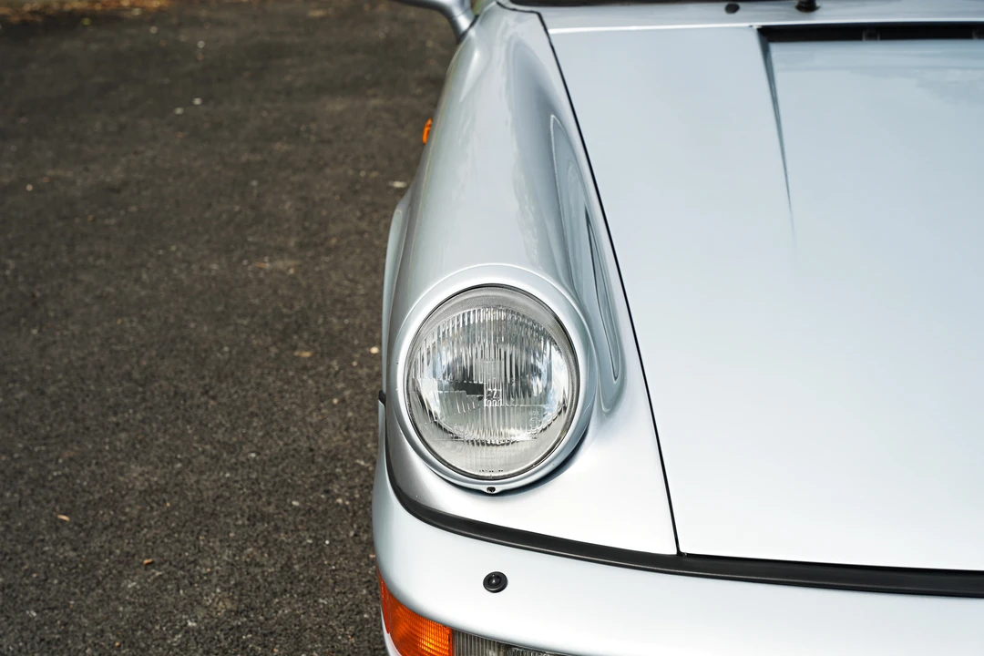 1992 Porsche 964 Carrera 4 - Image 17 of 31
