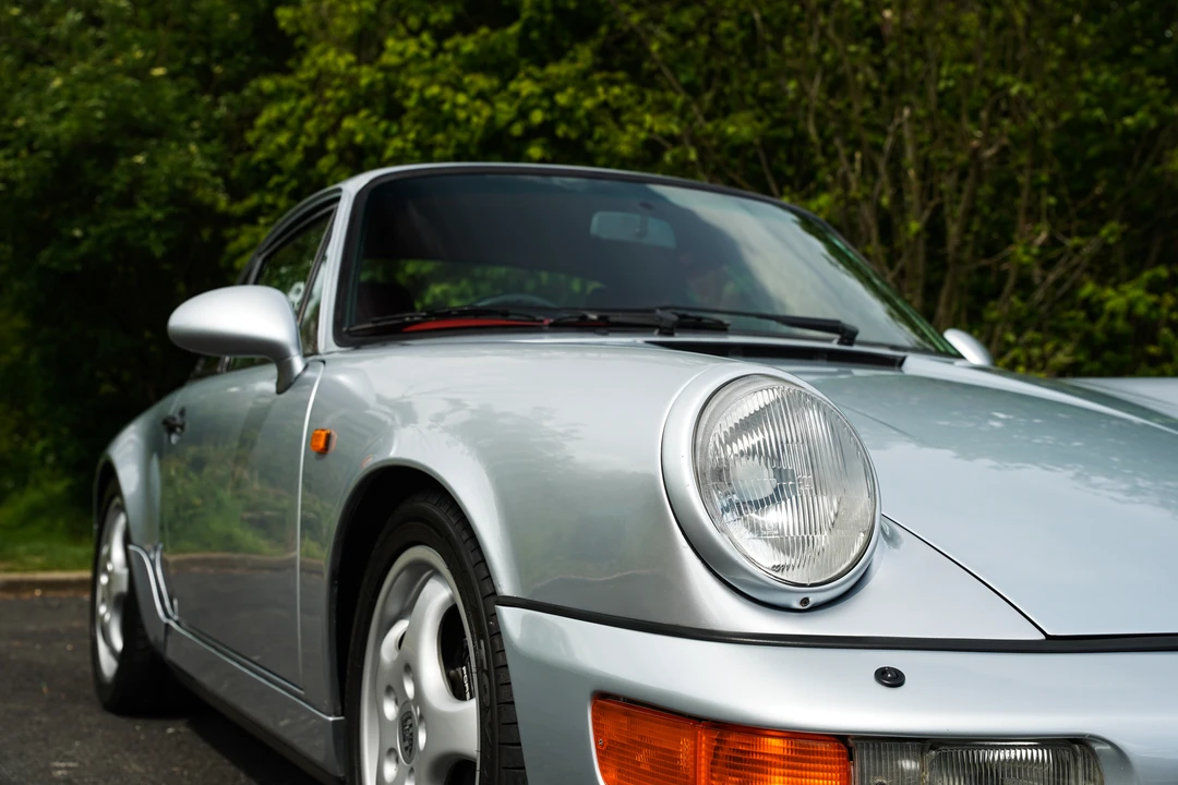 1992 Porsche 964 Carrera 4 - Image 18 of 31