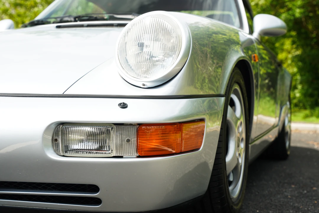 1992 Porsche 964 Carrera 4 - Image 24 of 31