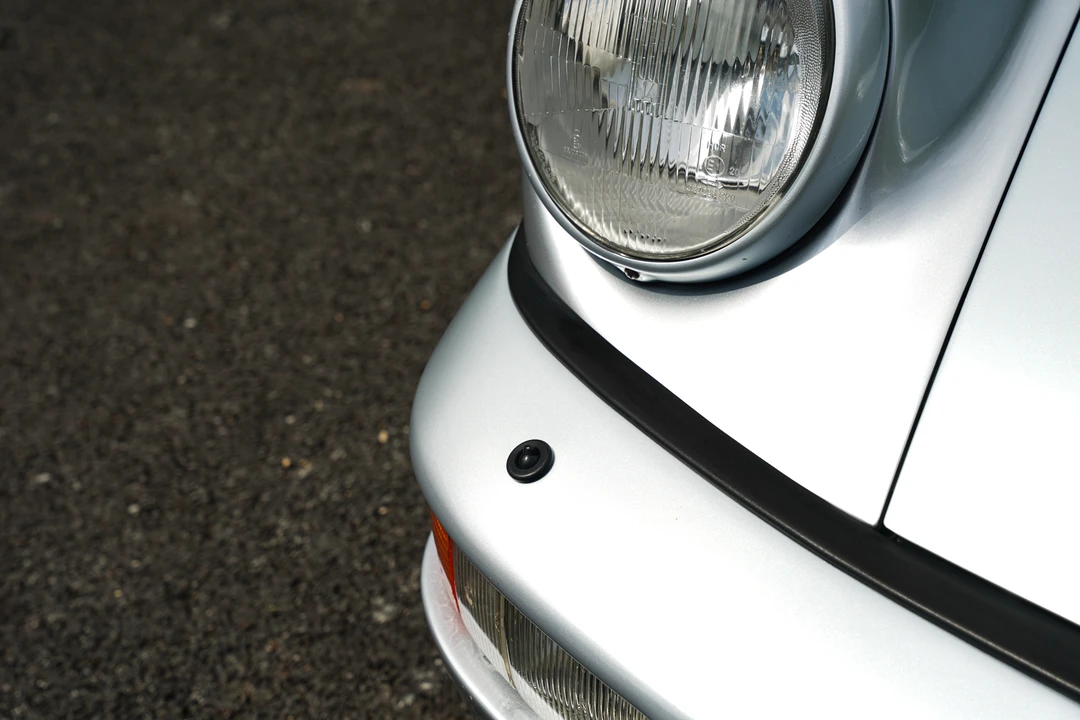 1992 Porsche 964 Carrera 4 - Image 25 of 31