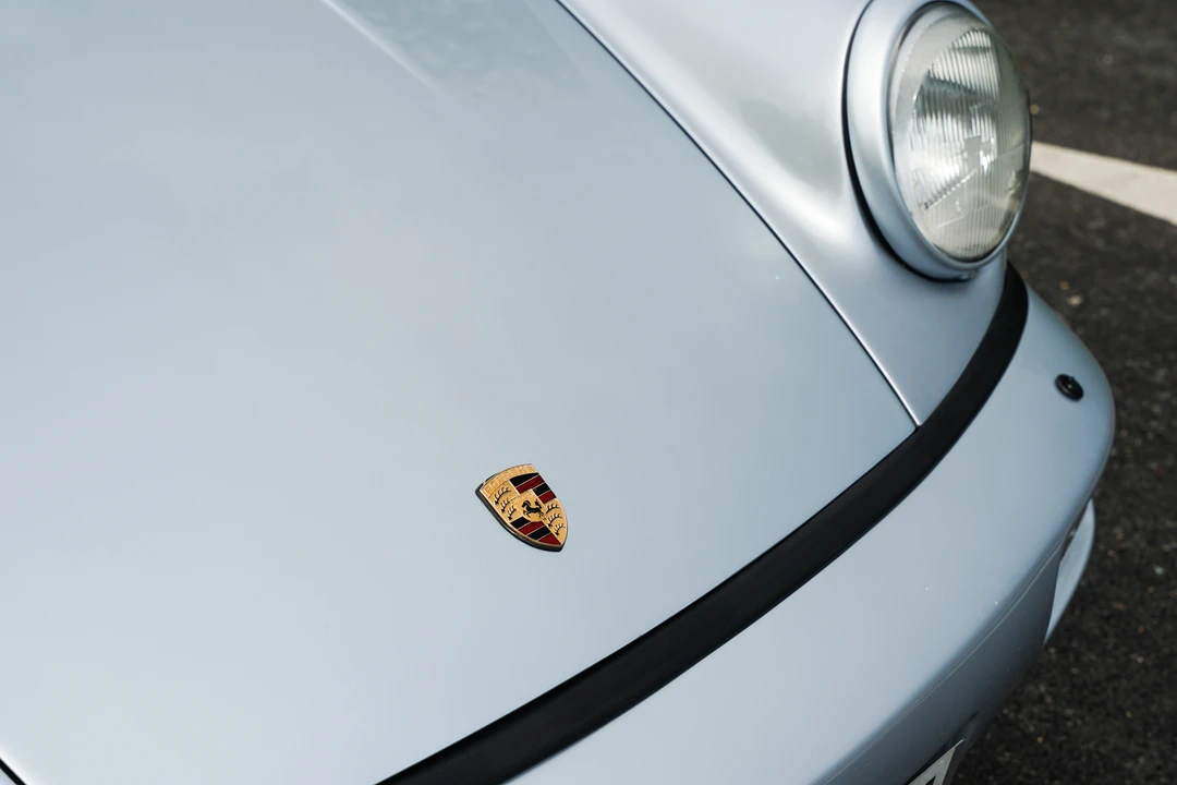 1992 Porsche 964 Carrera 4 - Image 28 of 31