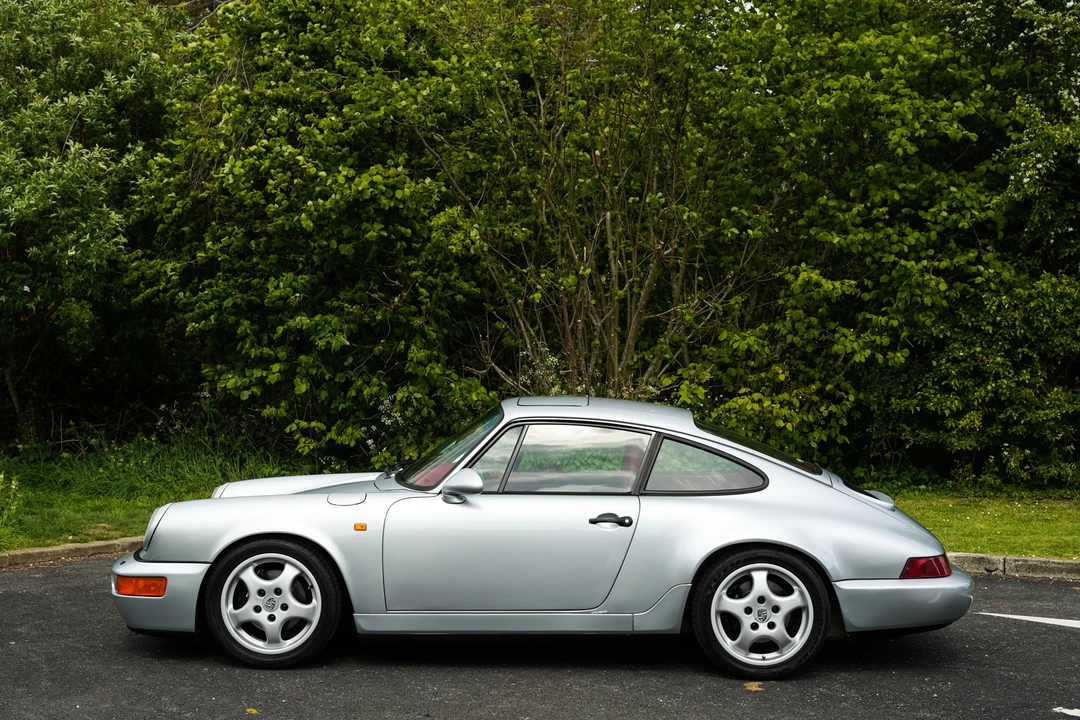 1992 Porsche 964 Carrera 4 - Image 8 of 31