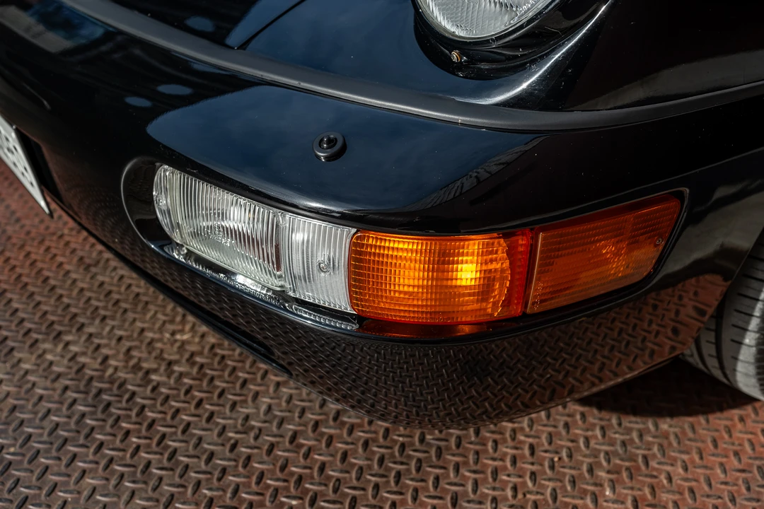 1992 Porsche 964 Carrera 4 - Image 25 of 31