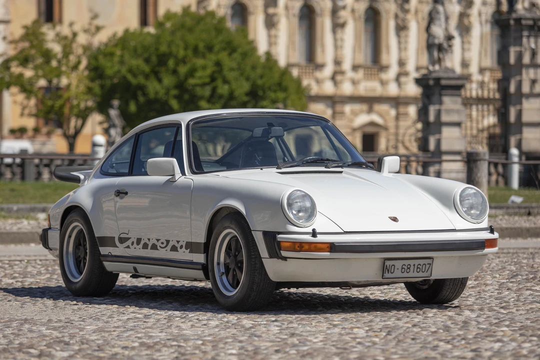 1992 Porsche 964 Carrera RS - Image 15 of 16