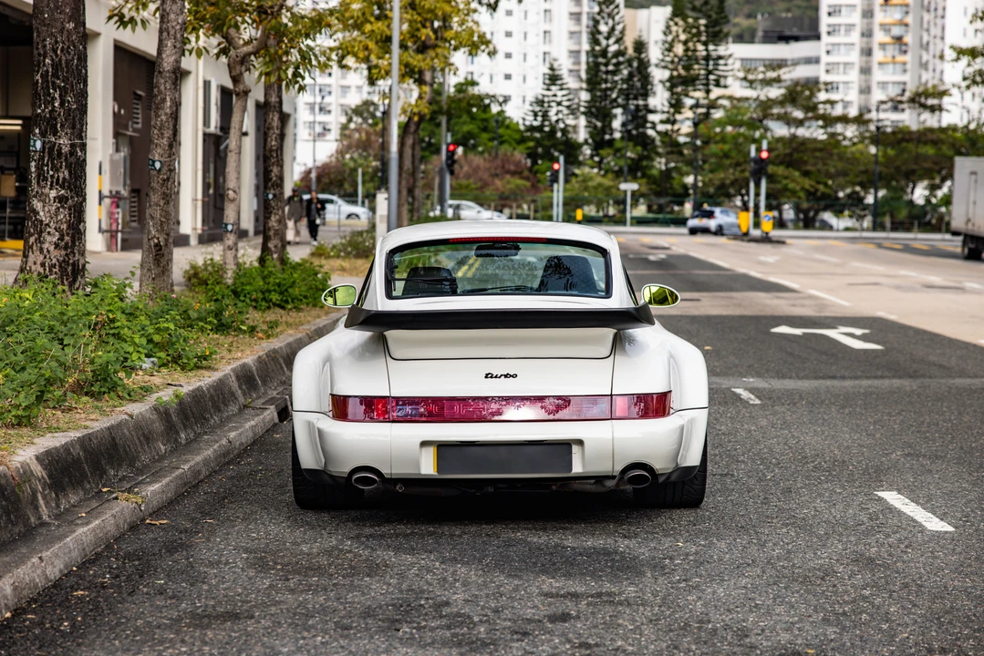 1992 Porsche 964 Turbo - Image 5 of 31