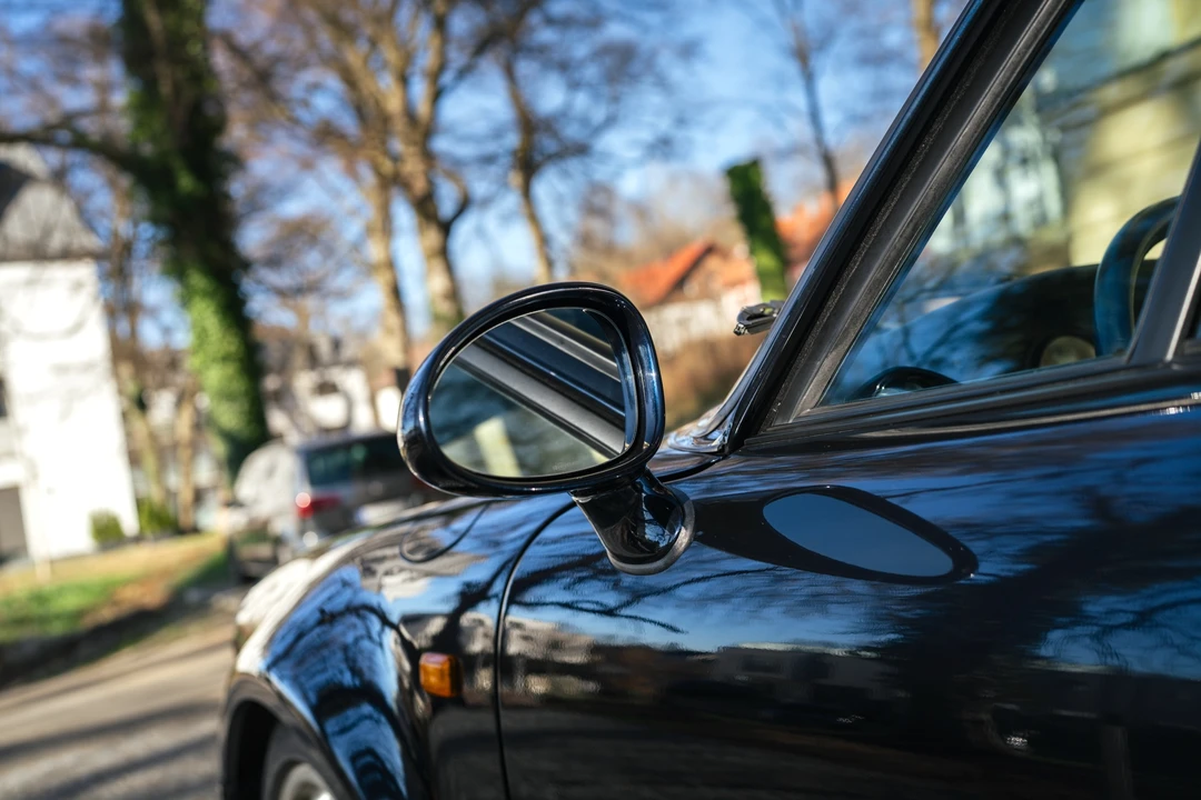 1992 Porsche 964 Turbo - Image 16 of 31