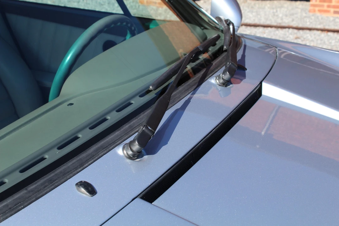 1992 Porsche 964 Carrera - Image 24 of 31