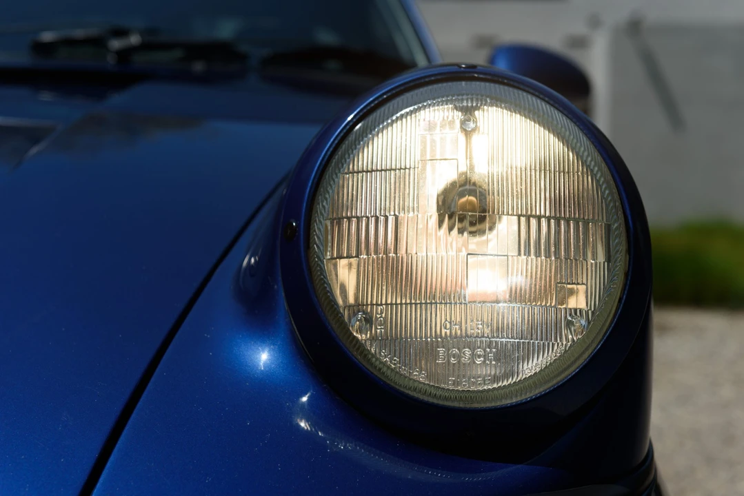 1992 Porsche 964 Carrera - Image 15 of 31