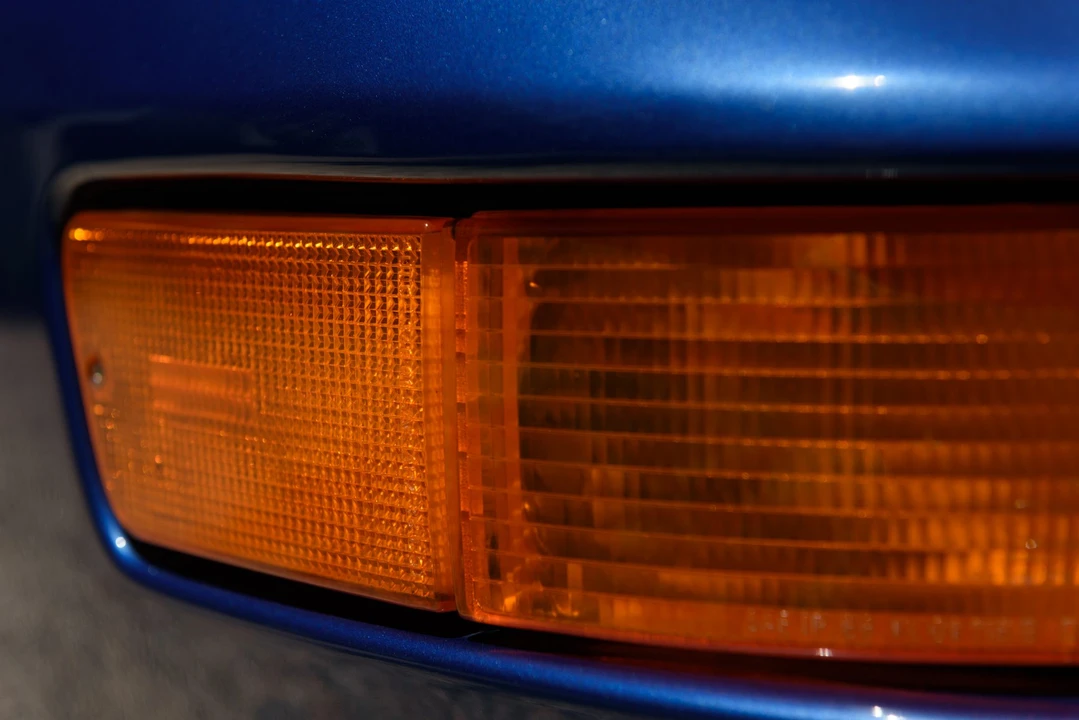 1992 Porsche 964 Carrera - Image 24 of 31