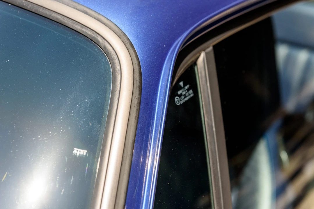 1992 Porsche 964 Carrera - Image 27 of 31