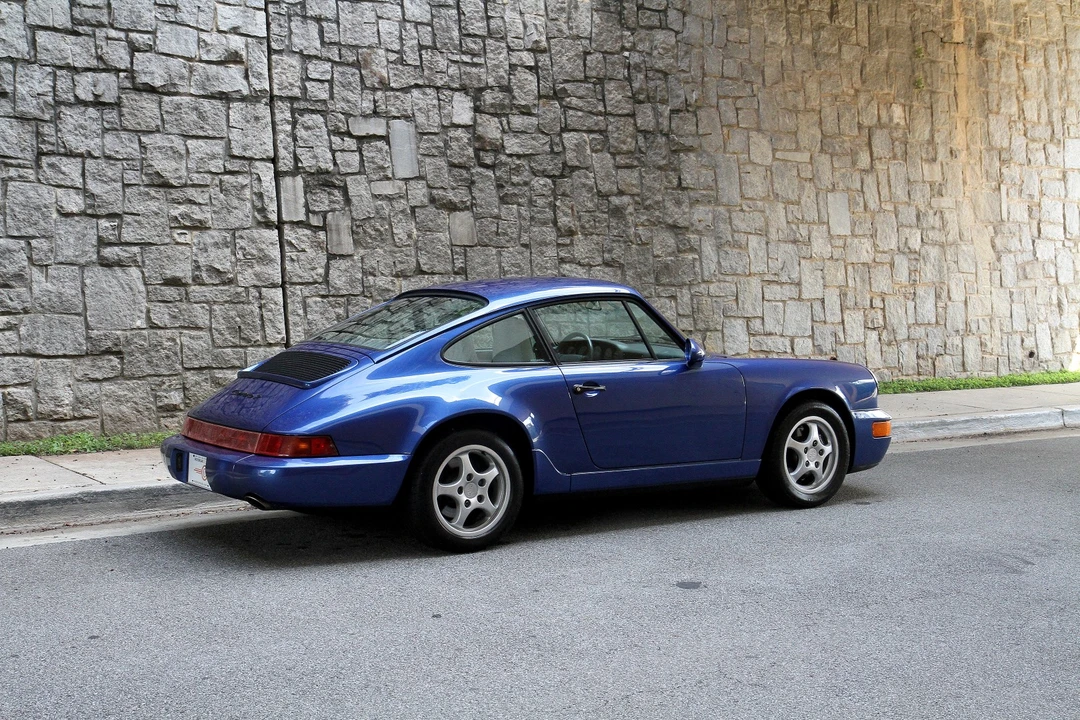 1992 Porsche 964 Carrera - Image 6 of 31