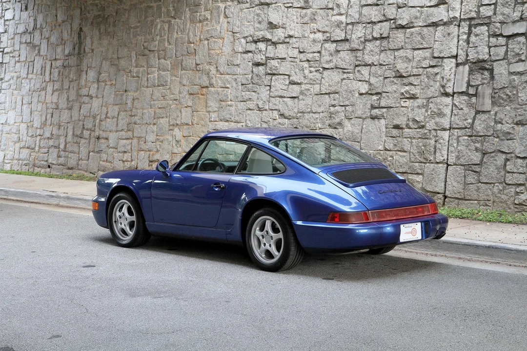 1992 Porsche 964 Carrera - Image 8 of 31