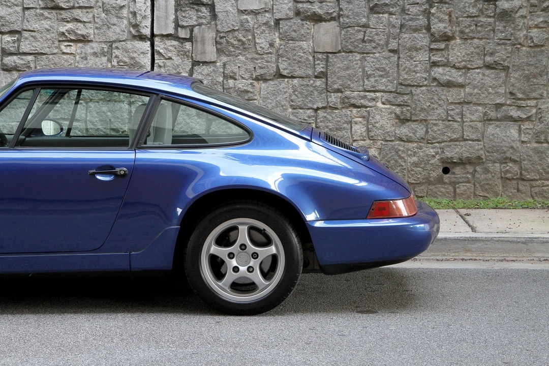 1992 Porsche 964 Carrera - Image 11 of 31