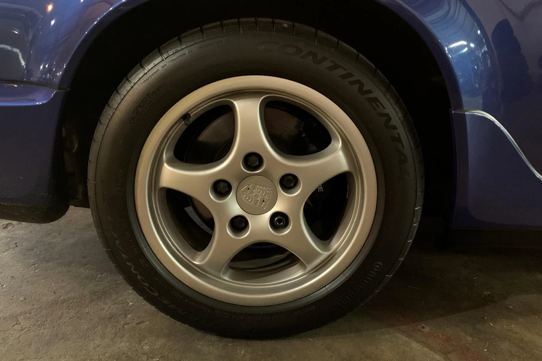 1992 Porsche 964 Carrera - Image 22 of 31