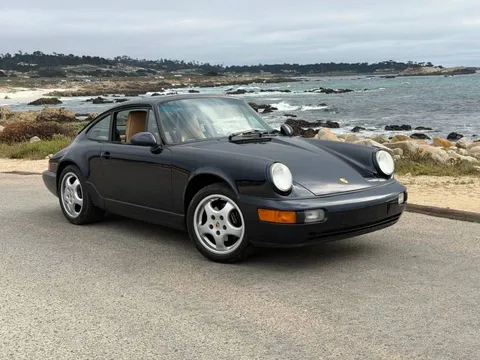 1992 Porsche 911 Carrera 2 Coupe