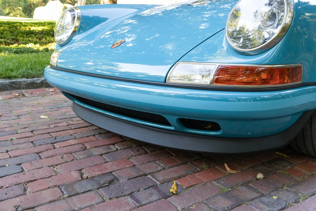 1992 Porsche Reimagined by Singer - Image 16 of 31