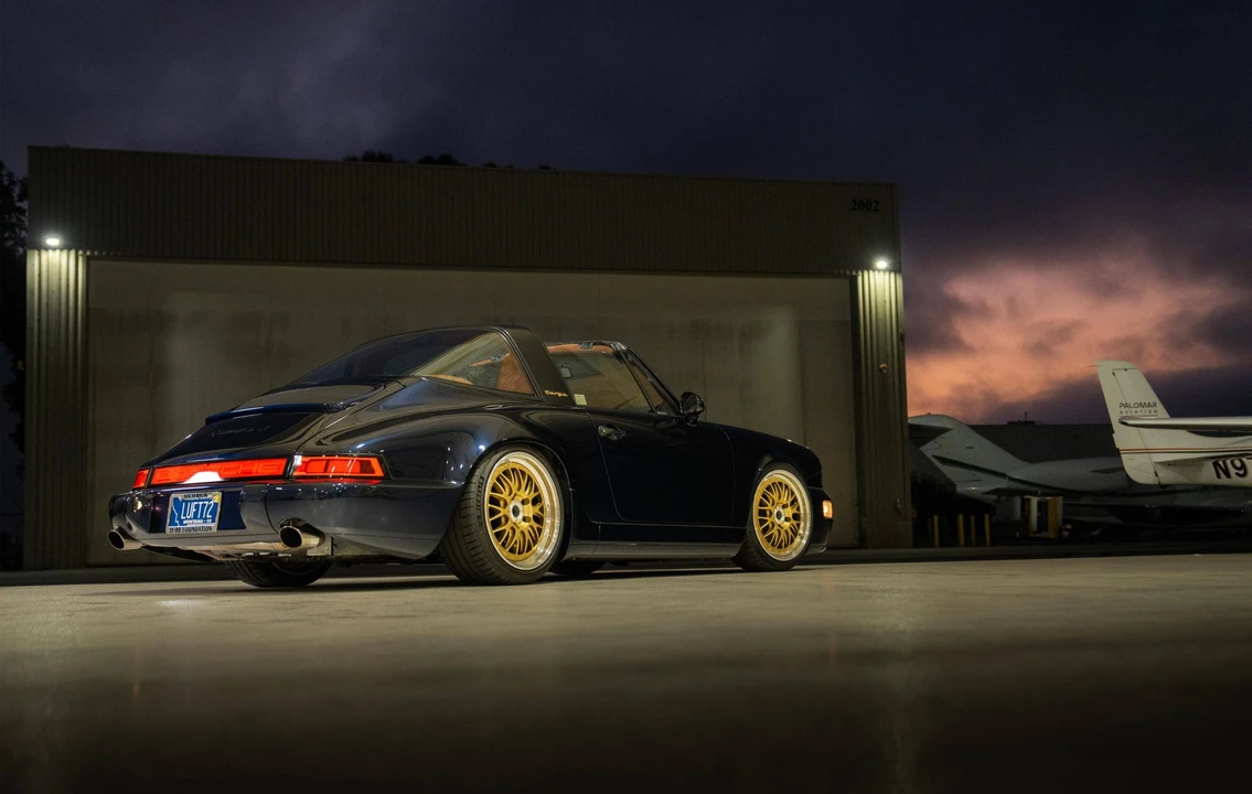 1992 Porsche 964 Carrera - Image 9 of 31