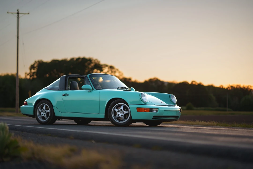 1992 Porsche 964 Carrera - Image 11 of 31