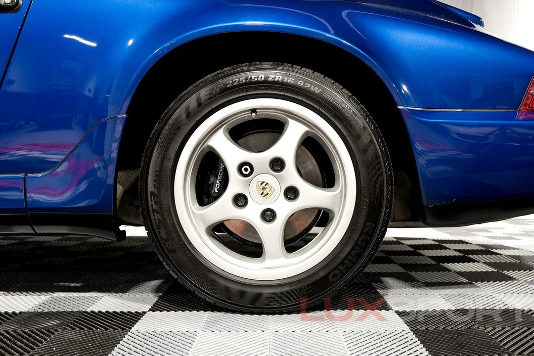 1992 Porsche 964 Carrera - Image 9 of 31