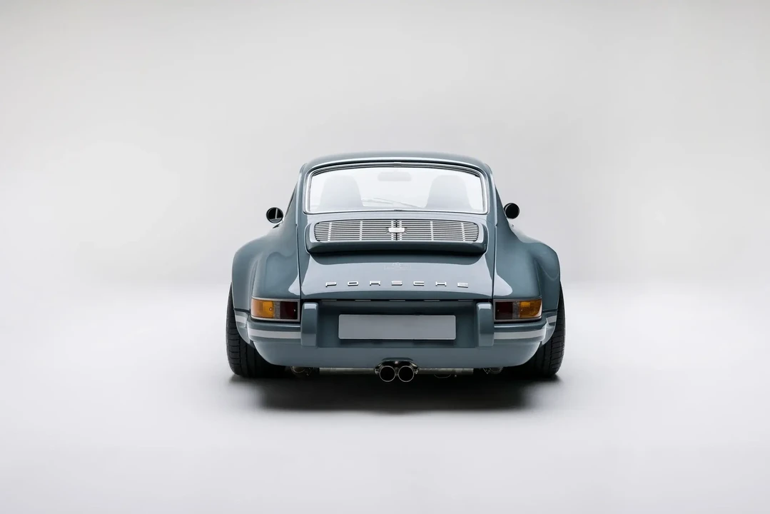 1992 Porsche 964 Carrera 4 - Image 6 of 6