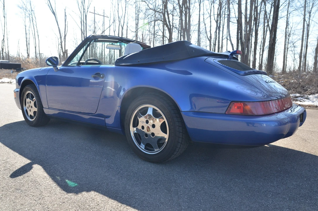 1992 Porsche 964 Carrera 4 - Image 4 of 31
