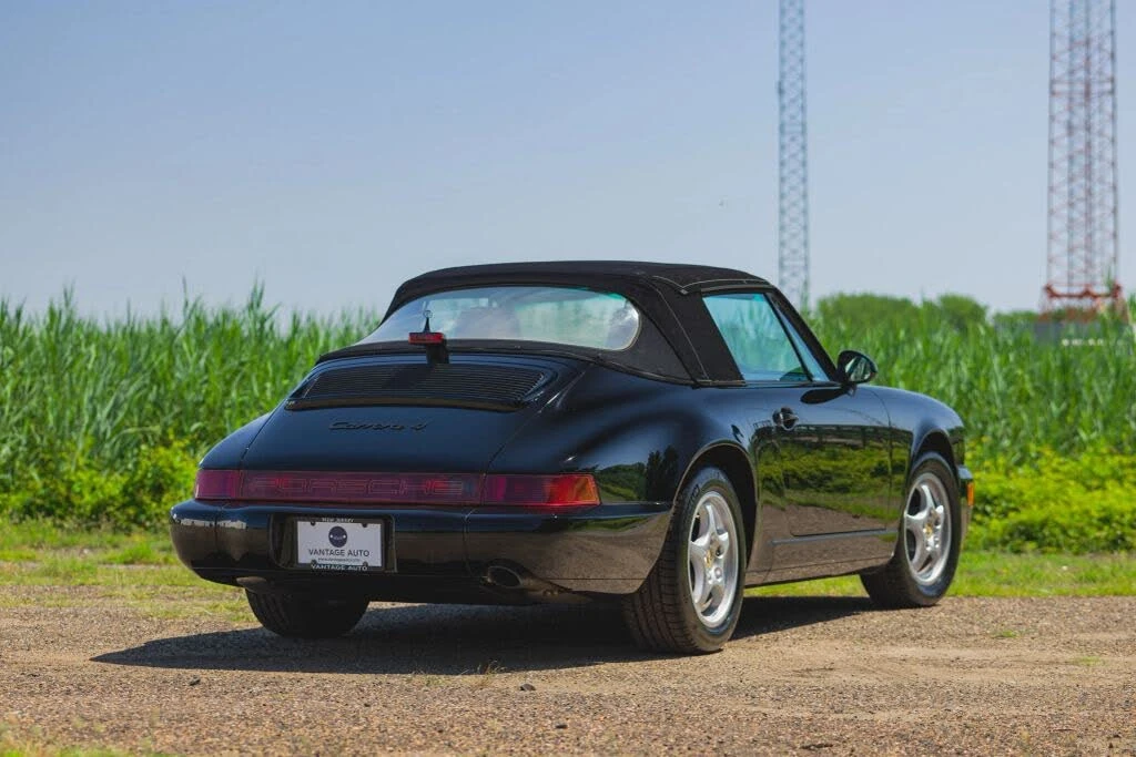 1992 Porsche 964 Carrera 4 - Image 16 of 31