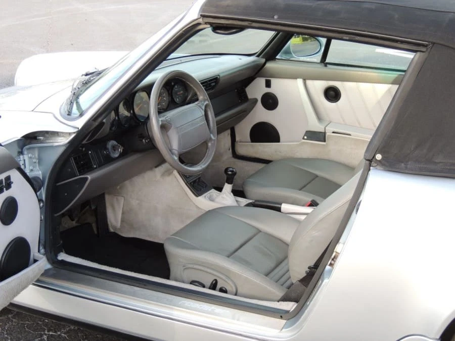 1992 Porsche 964 Carrera 4 - Image 4 of 6
