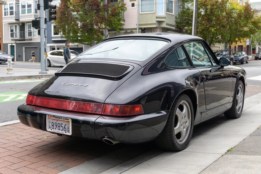 1992 Porsche 964 Carrera 4 - Image 18 of 31