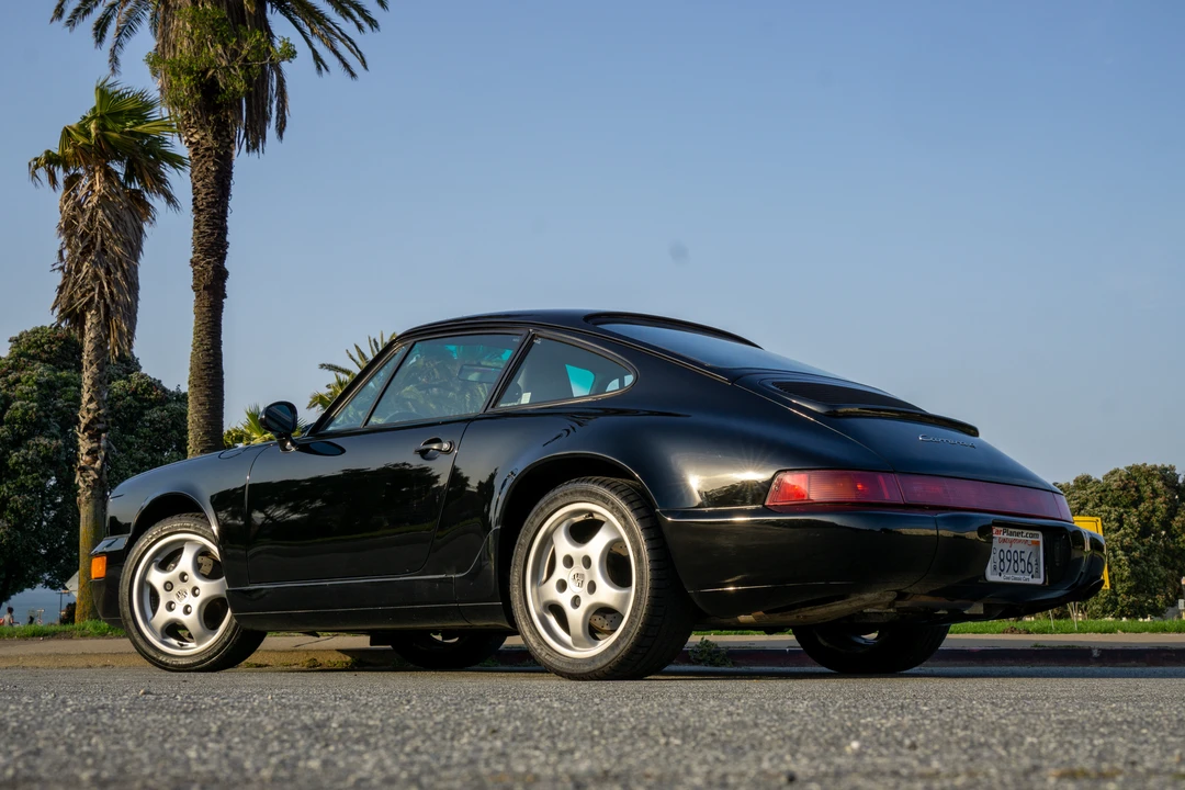1992 Porsche 964 Carrera 4 - Image 5 of 31