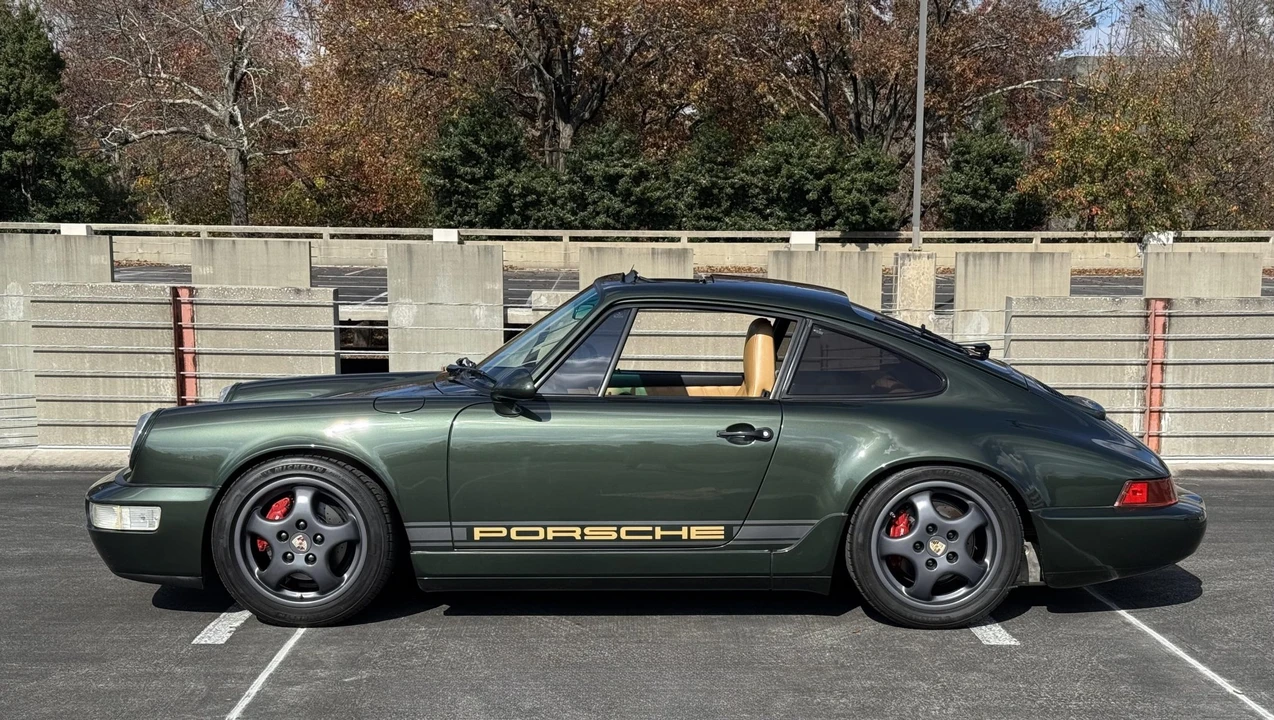 1992 Porsche 964 Carrera 4 - Image 25 of 31
