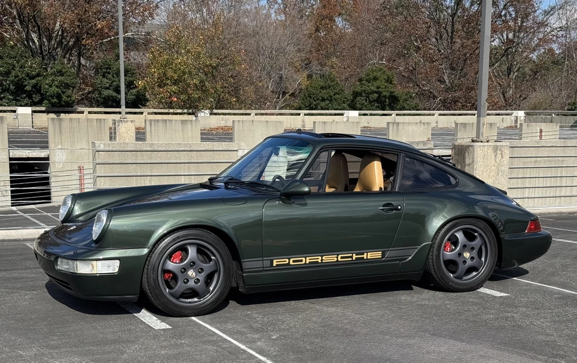 1992 Porsche 964 Carrera 4 - Image 2 of 31
