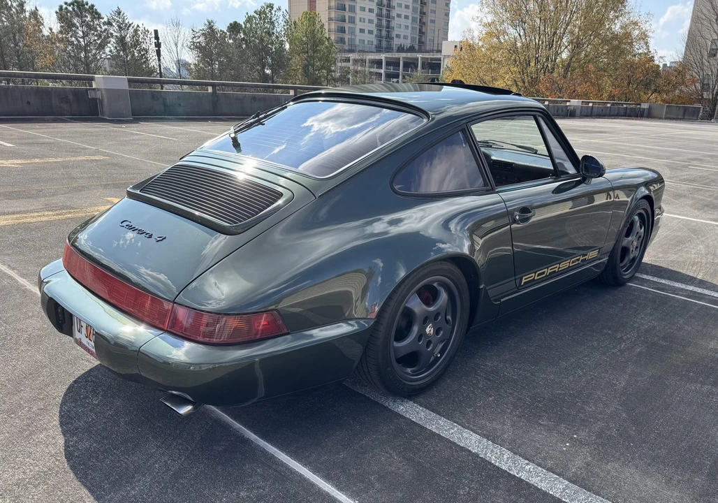 1992 Porsche 964 Carrera 4 - Image 16 of 31