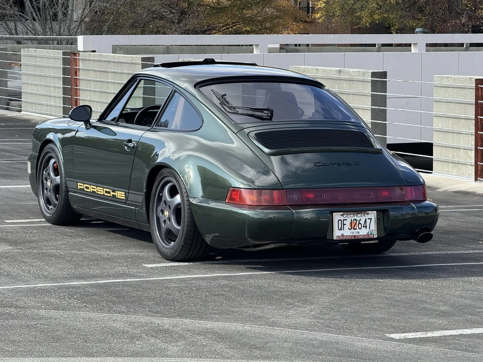 1992 Porsche 964 Carrera 4 - Image 24 of 31