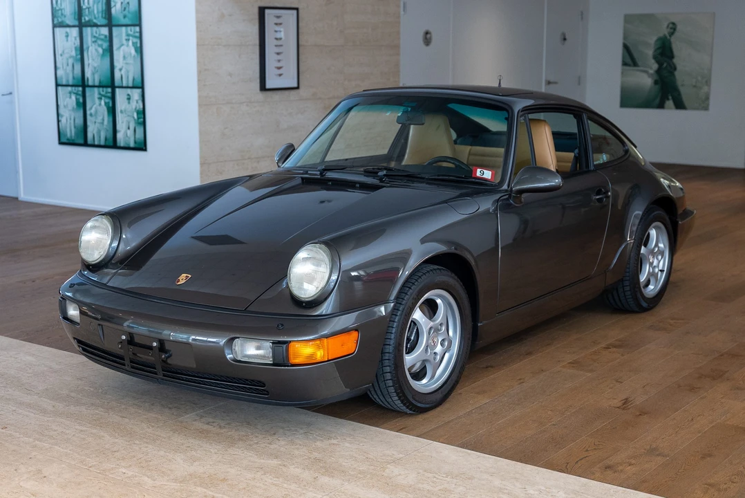 1992 Porsche 964 Carrera 4 - Image 18 of 31