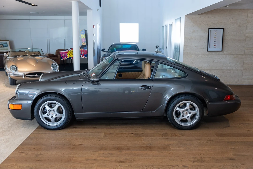 1992 Porsche 964 Carrera 4 - Image 23 of 31