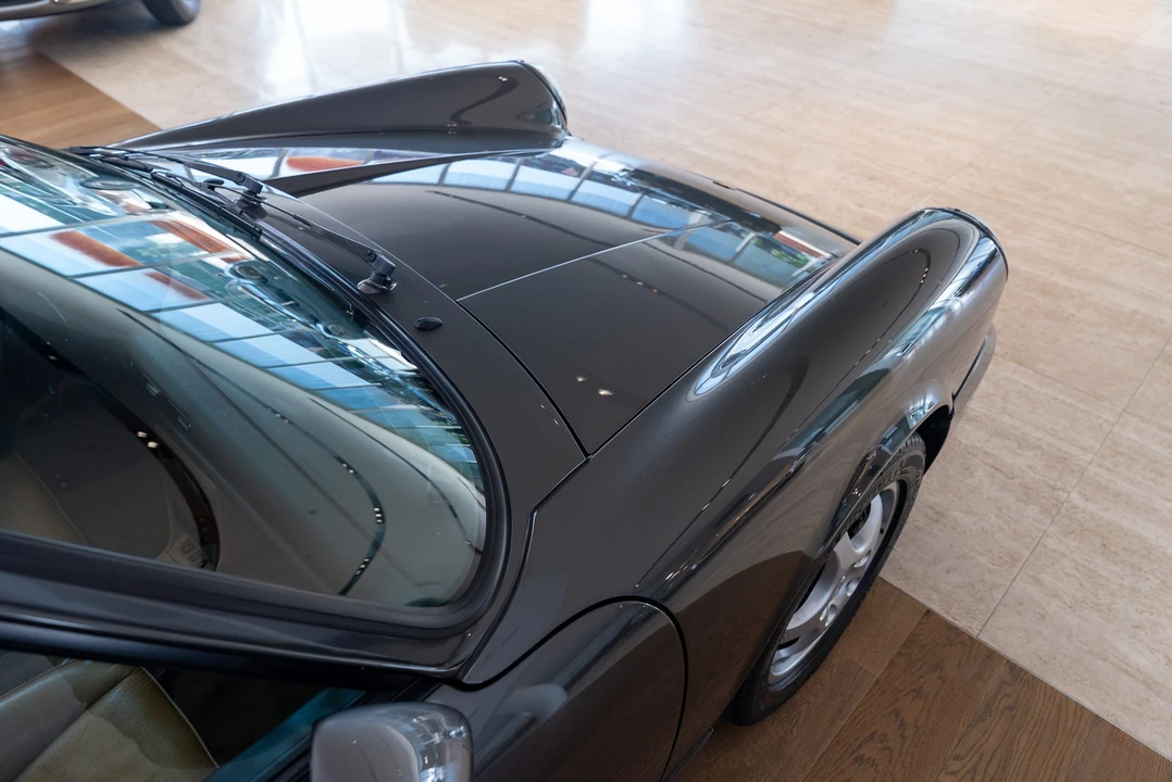 1992 Porsche 964 Carrera 4 - Image 29 of 31