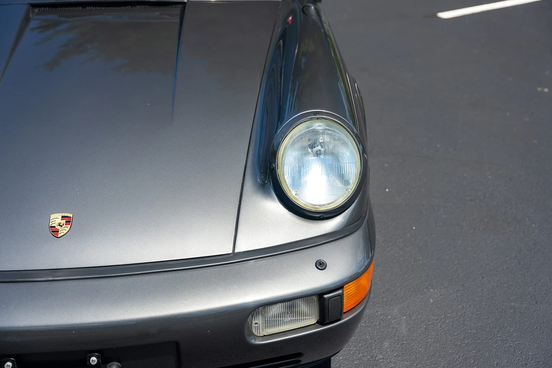 1992 Porsche 964 Carrera 4 - Image 25 of 31