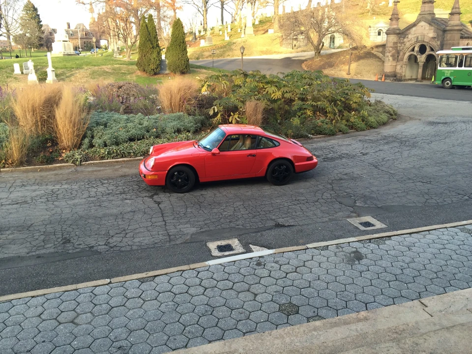 1992 Porsche 964 Carrera 4 - Image 14 of 31