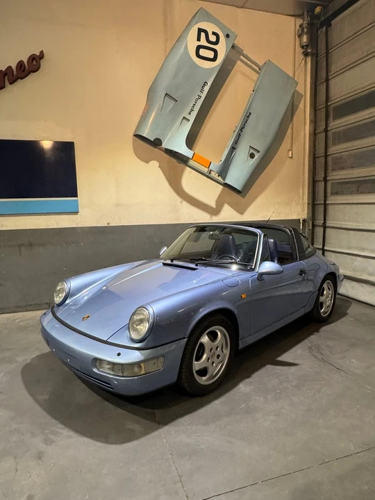 1992 Porsche 964 Carrera 4 - Image 10 of 31