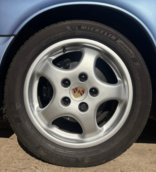 1992 Porsche 964 Carrera 4 - Image 19 of 31