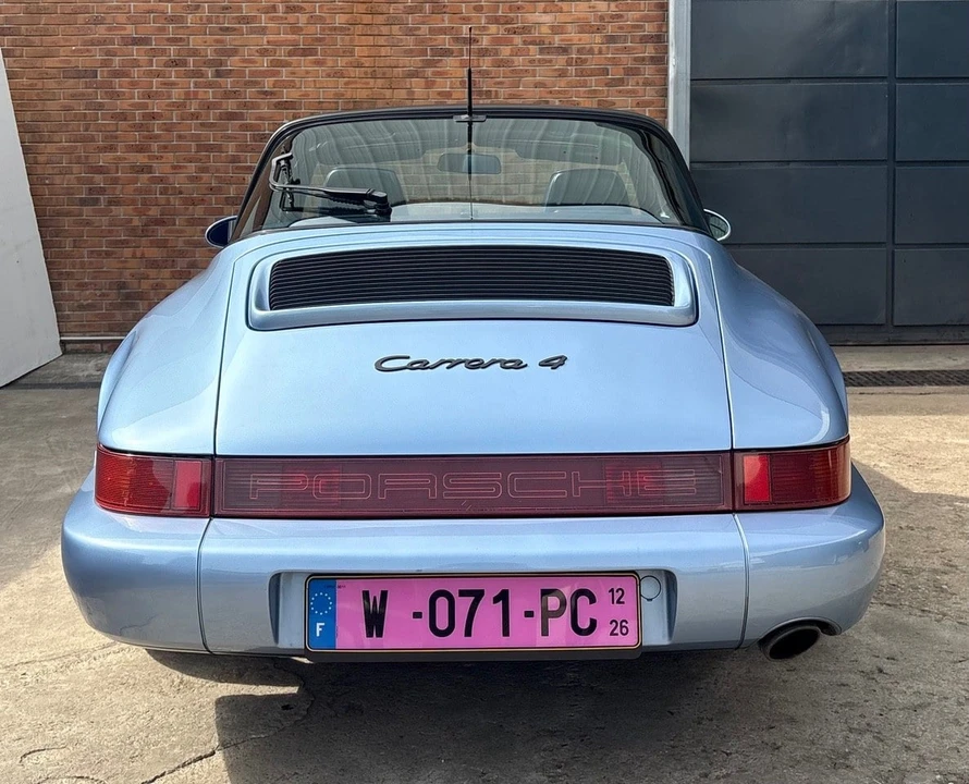 1992 Porsche 964 Carrera 4 - Image 11 of 31
