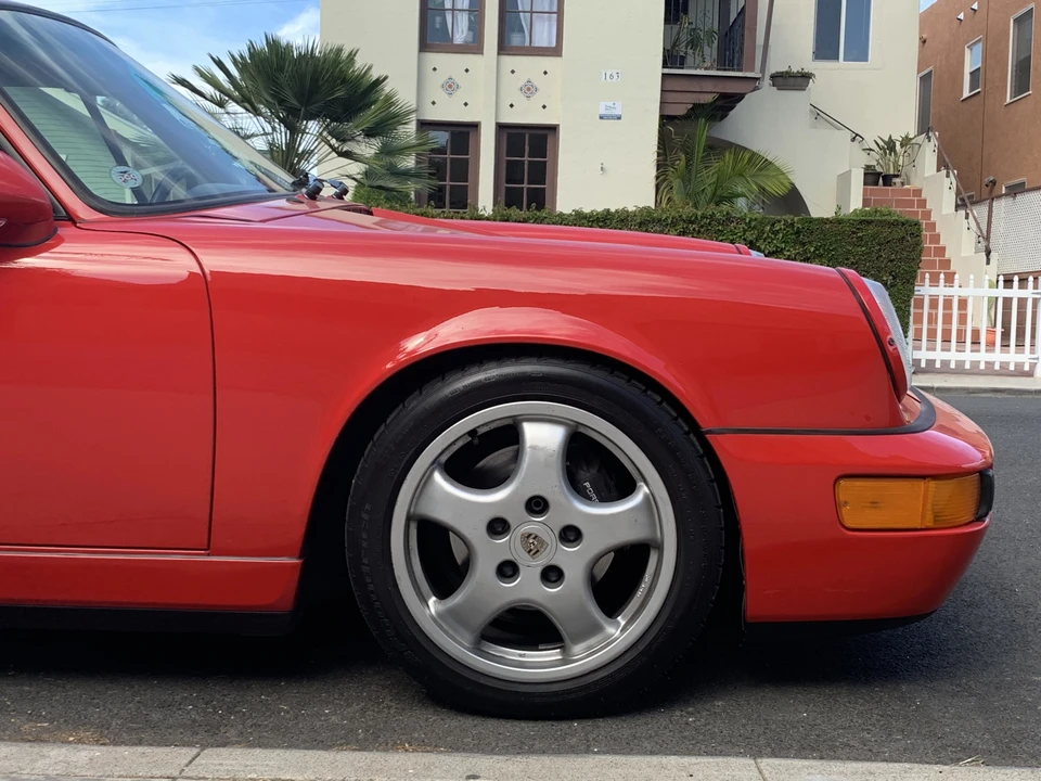 1992 Porsche 964 Carrera 4 - Image 17 of 31
