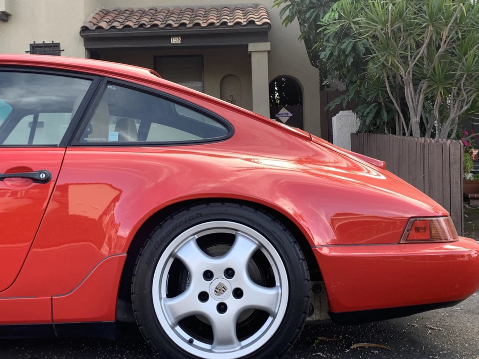 1992 Porsche 964 Carrera 4 - Image 15 of 31