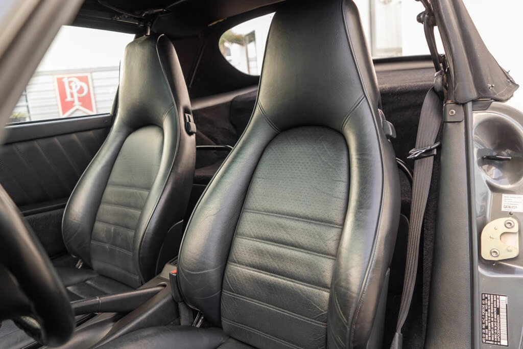 1992 Porsche 964 Carrera - Image 10 of 31