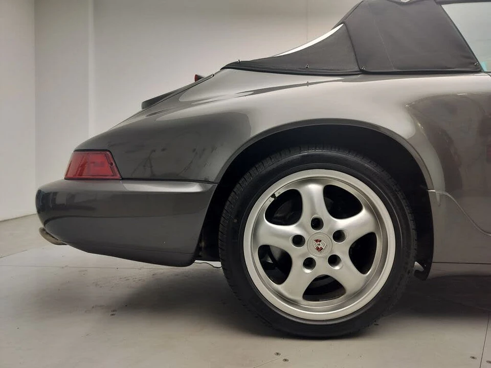1992 Porsche 964 Carrera - Image 29 of 31