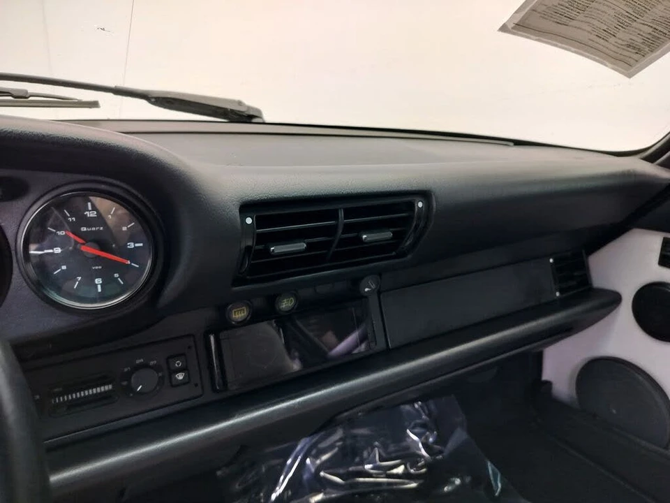 1992 Porsche 964 Carrera - Image 19 of 31