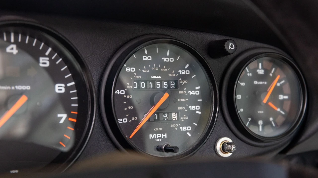 1992 Porsche 964 Carrera RS - Image 7 of 31